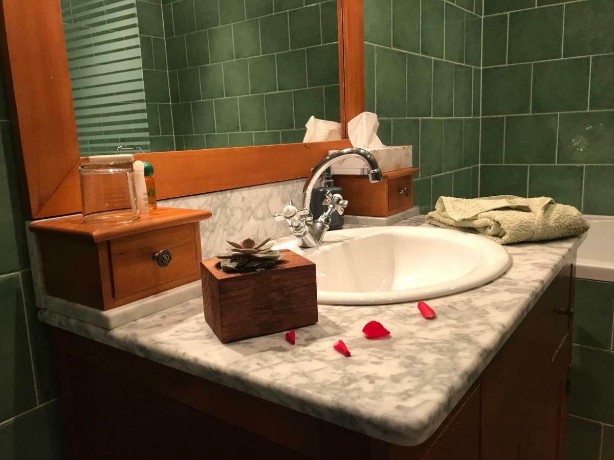 Chez Catharina Oldtimer B&B Levoncourt  Екстериор снимка